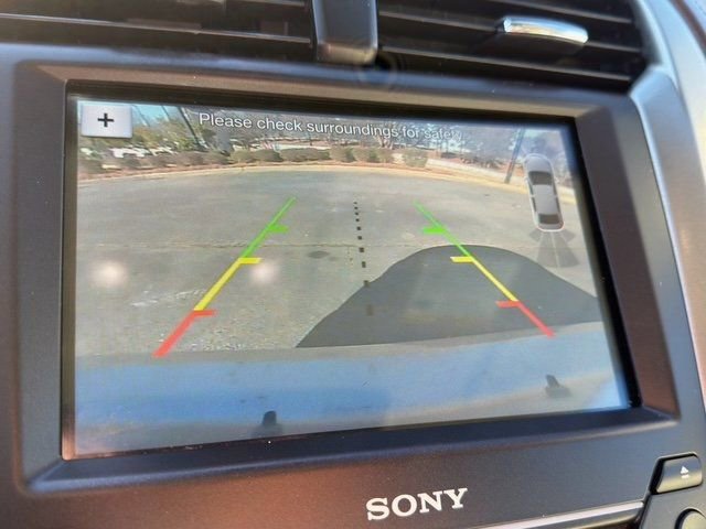 Used 2017 Ford Fusion Platinum image 2