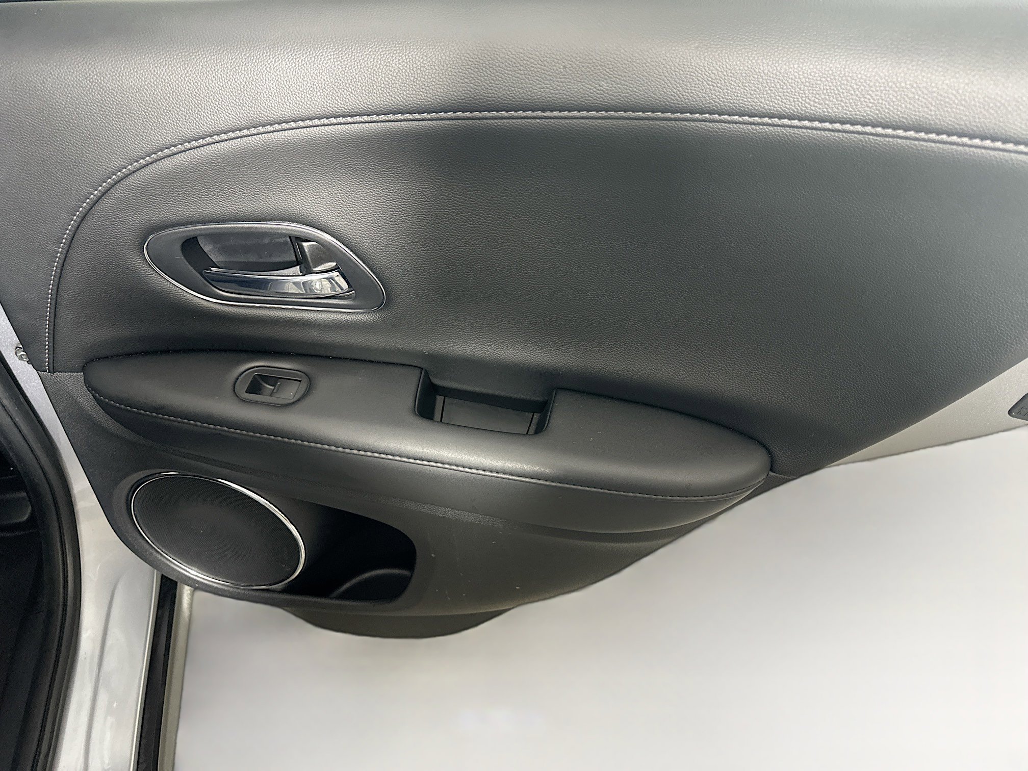 Used 2019 Honda HR-V EX-L image 28