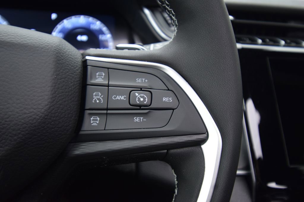 New 2026 Jeep Grand Cherokee Laredo image 28