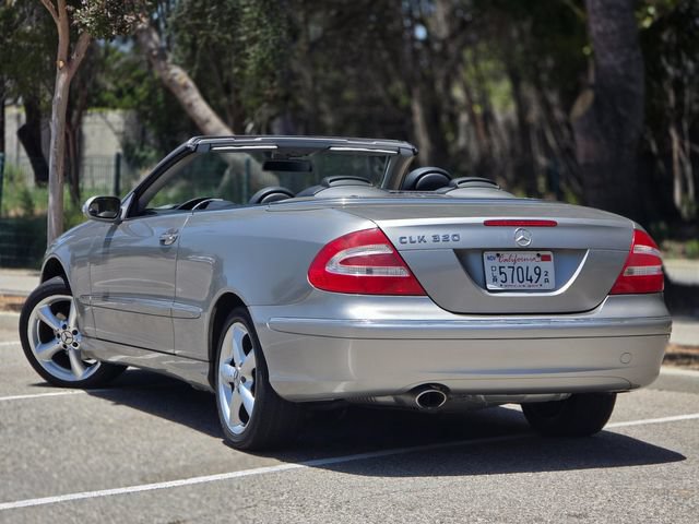Used 2005 Mercedes-Benz CLK 320 Cabriolet image 13