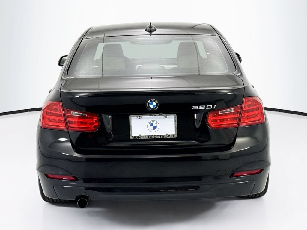Used 2015 BMW 320i Sedan RWD image 6