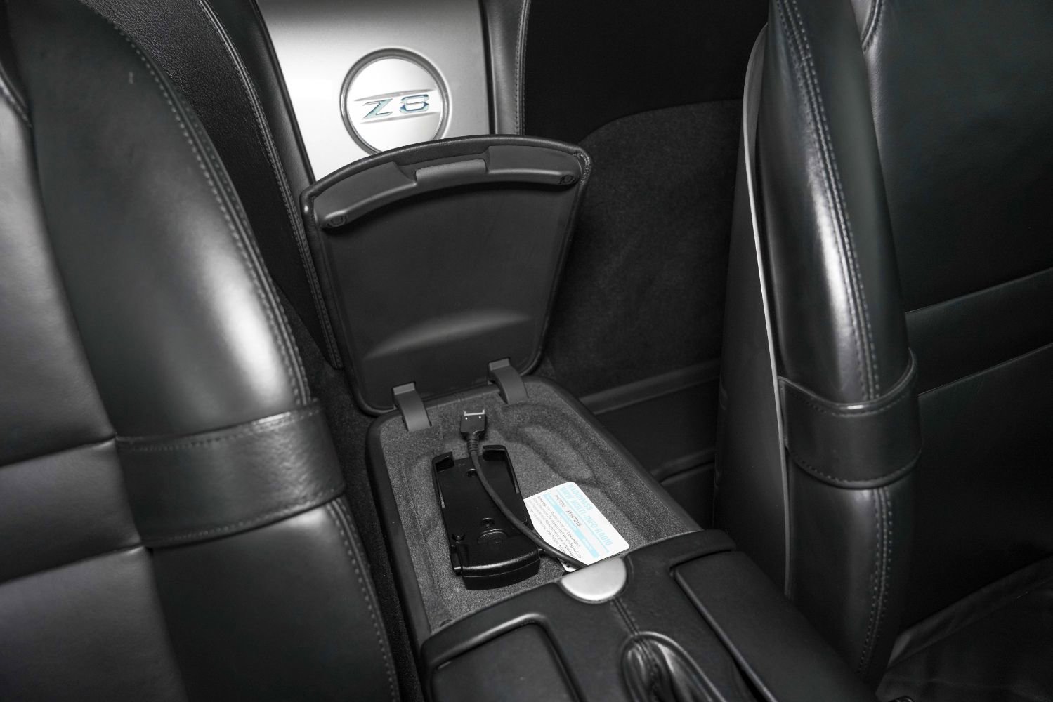 Used 2001 BMW Z8 RWD image 32