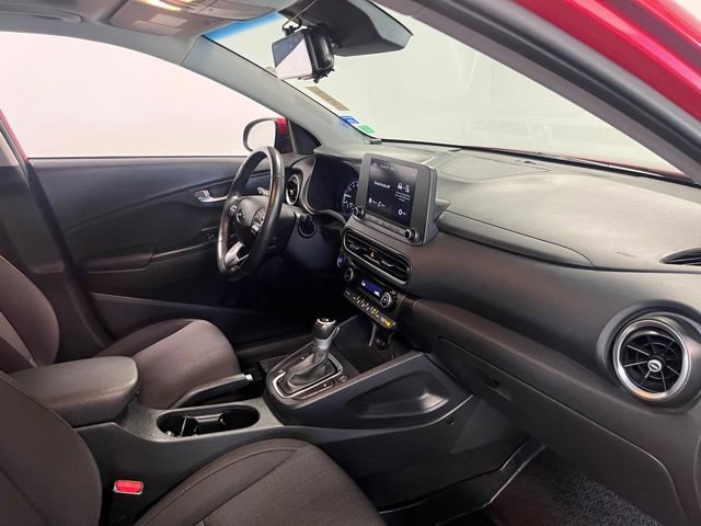 Used 2022 Hyundai Kona SEL w/ Convenience Package image 11