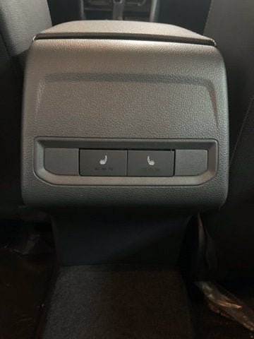 New 2027 Volkswagen Jetta SEL FWD image 12