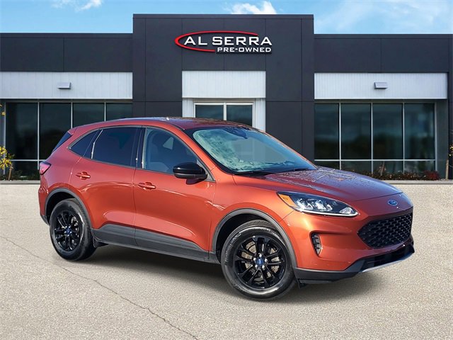 Used 2020 Ford Escape SE Sport image 1