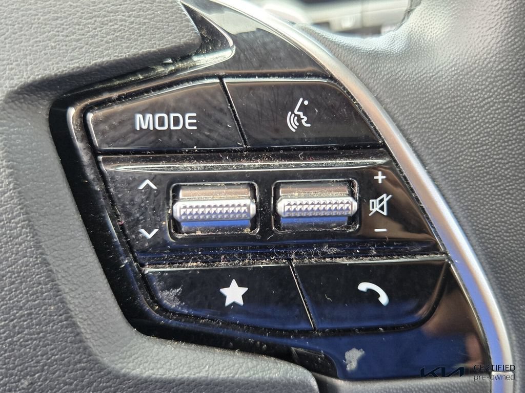 Certified 2024 Kia Niro EX FWD image 27