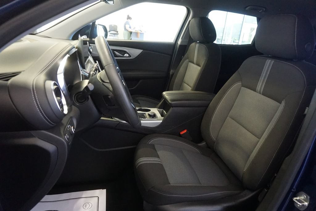 Used 2023 Chevrolet Blazer LT w/ Driver Confidence Package AWD/4WD image 18