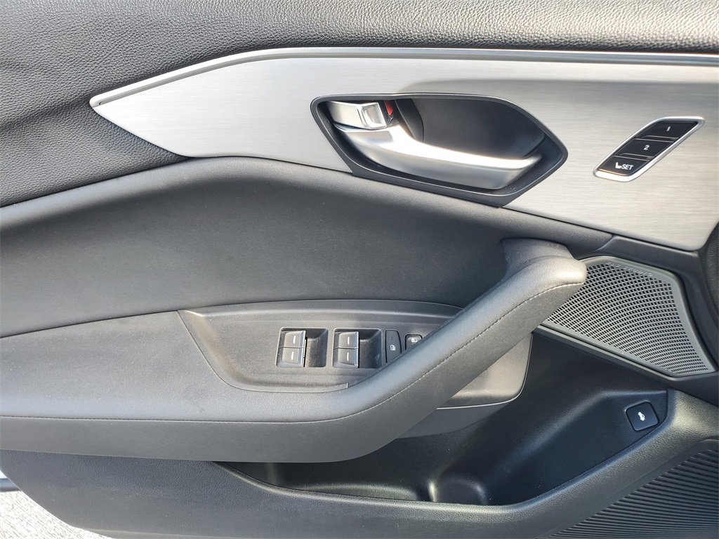 Used 2023 Acura TLX w/ Technology Package image 19