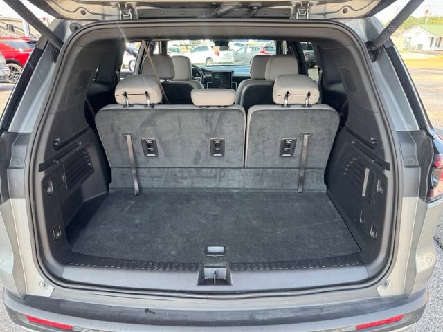 Used 2026 GMC Acadia Elevation w/ Elevation Premium Package FWD image 25