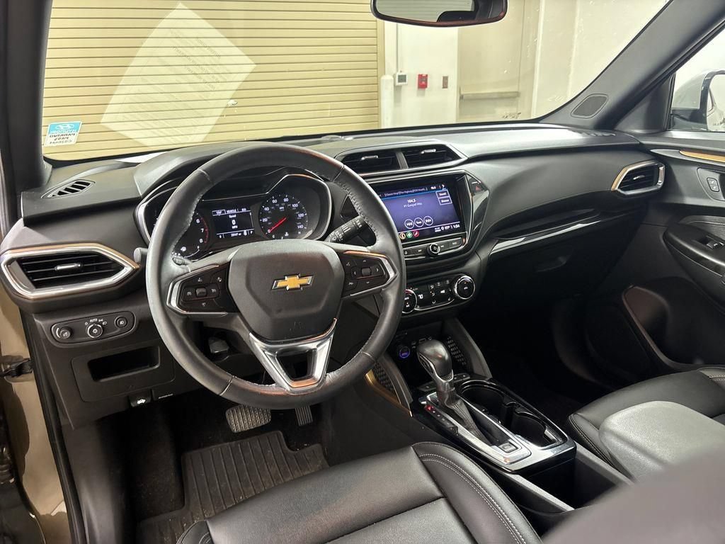 Used 2021 Chevrolet TrailBlazer ACTIV w/ Convenience Package FWD image 31