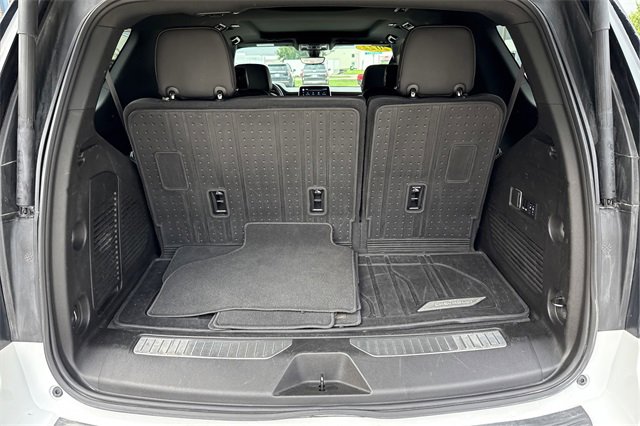 Used 2022 Chevrolet Tahoe High Country w/ Premium Package 2 image 13