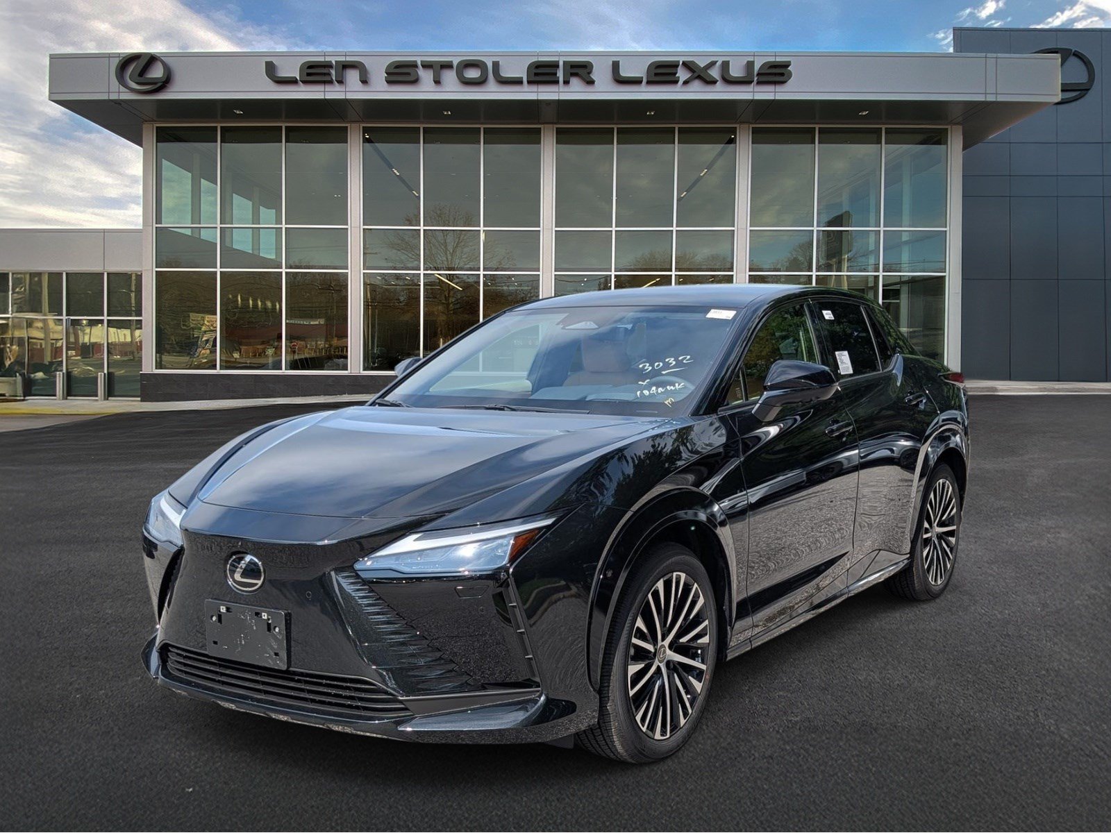 New 2026 Lexus RZ 450e AWD image 4