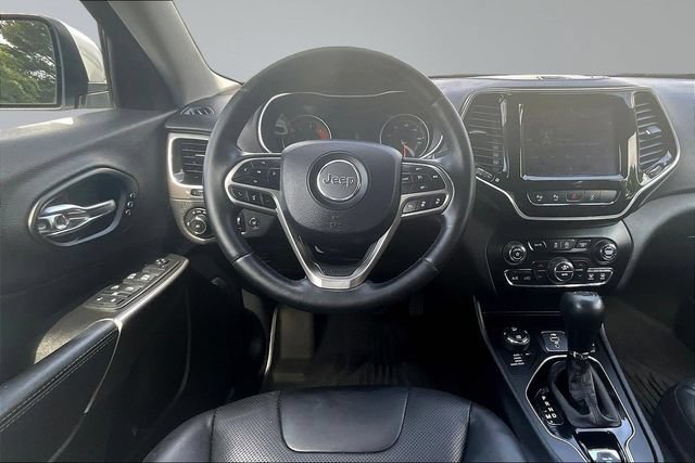 Used 2019 Jeep Cherokee Limited w/ Technology Group AWD/4WD image 8