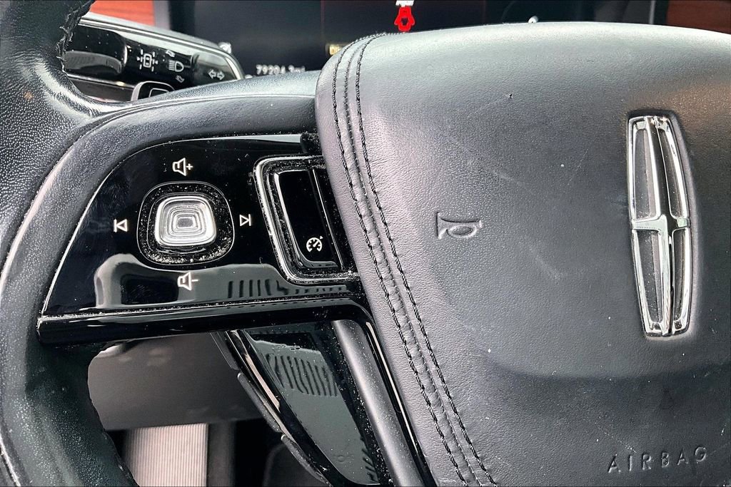 Used 2020 Lincoln Aviator Reserve image 26