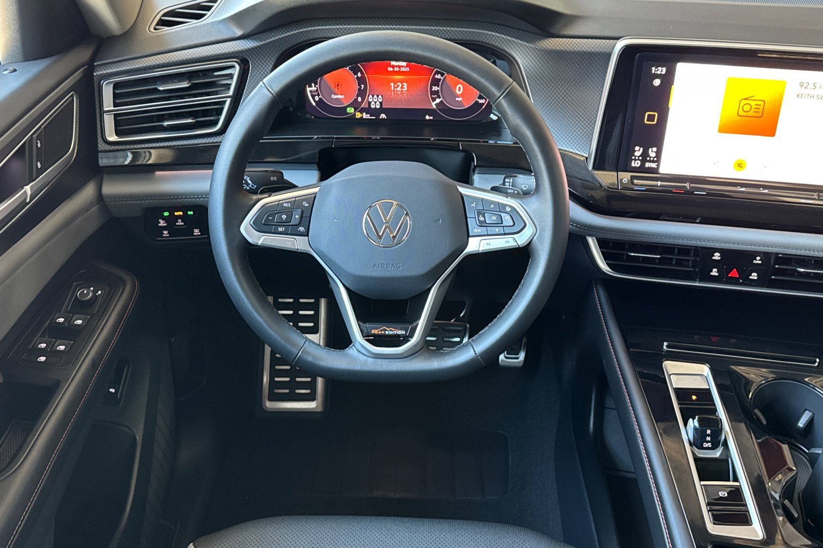 New 2025 Volkswagen Atlas Peak Edition SE image 11