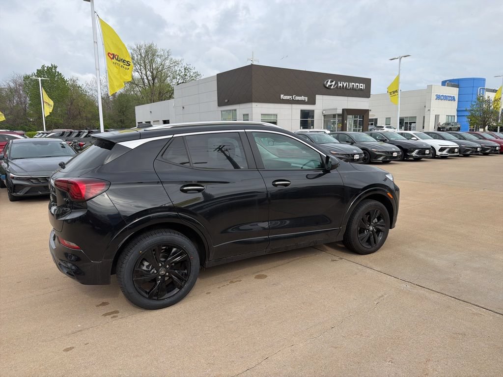 Used 2024 Buick Encore GX Sport Touring AWD/4WD image 11