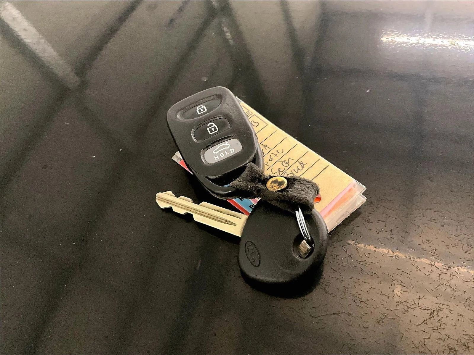 Used 2012 Kia Forte SX FWD image 9