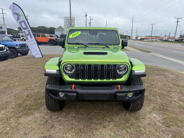 New 2025 Jeep Gladiator Mojave image 2