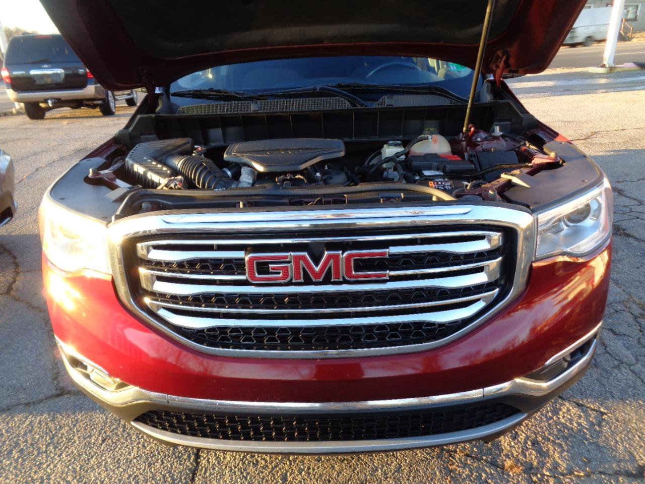 Used 2017 GMC Acadia SLE w/ Driver Alert Package I FWD image 26