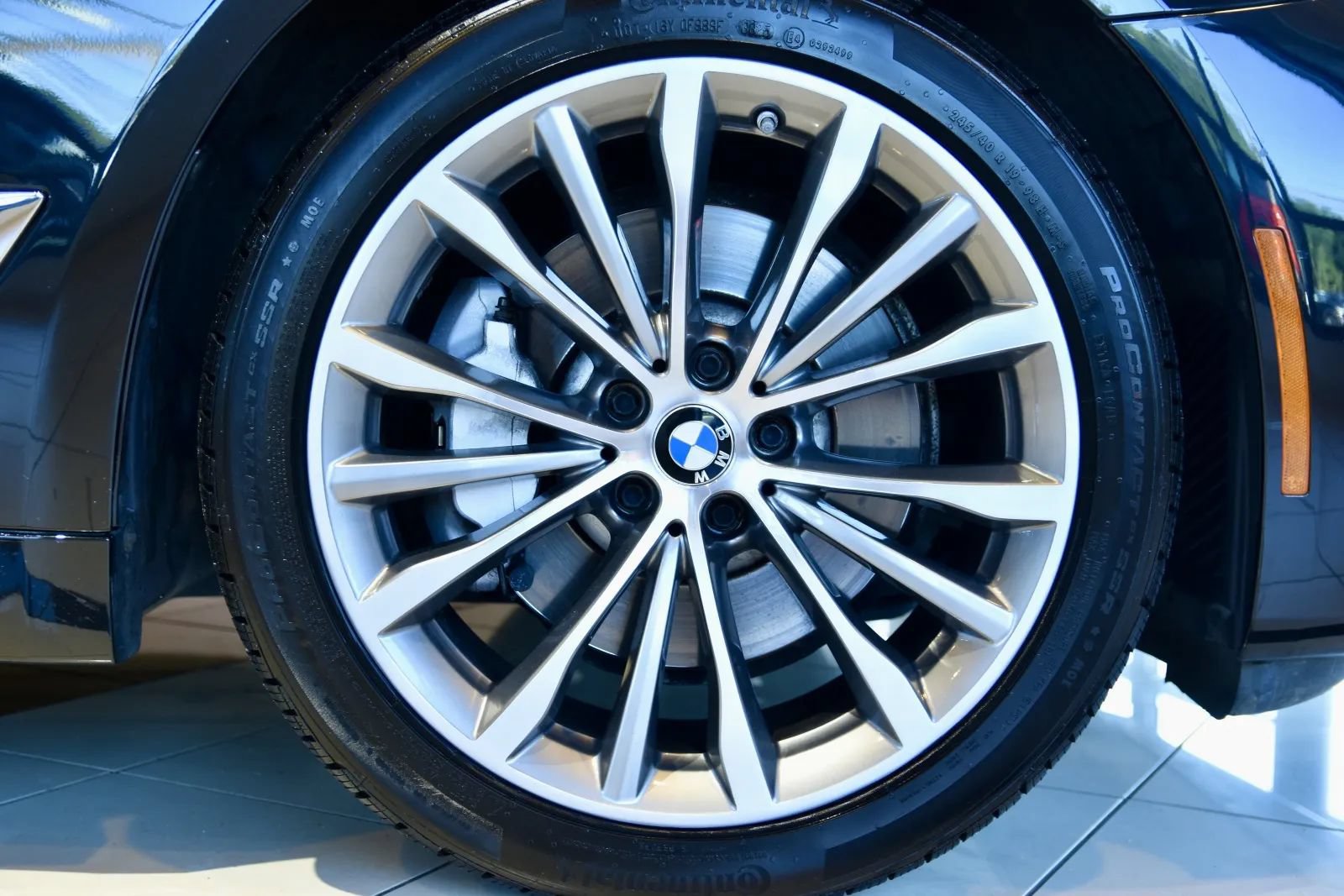 Used 2022 BMW 530i xDrive w/ Premium Package AWD/4WD image 9