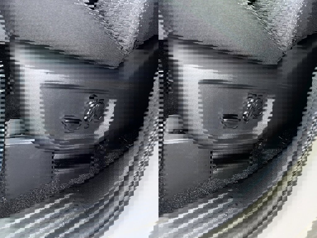 New 2025 Ford Ranger XLT w/ Equipment Group 301A High image 16