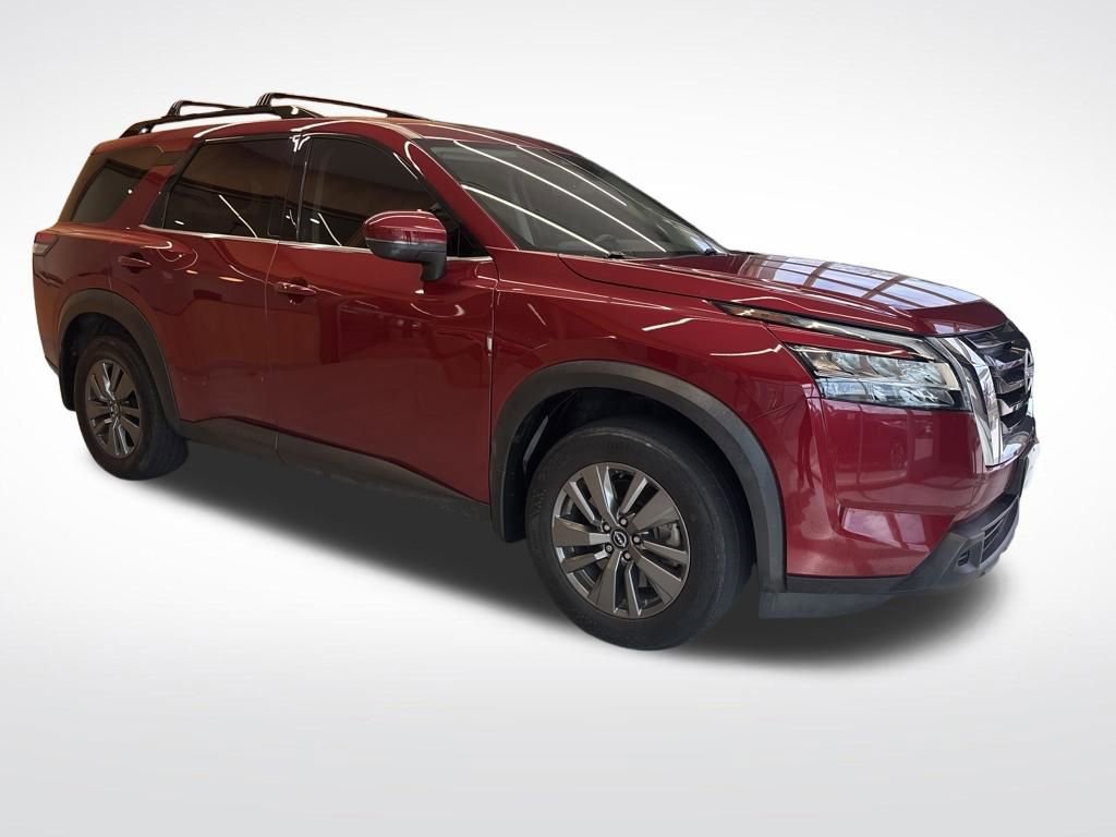 Used 2022 Nissan Pathfinder SV image 8