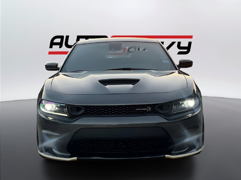 Used 2023 Dodge Charger Scat Pack w/ Navigation & Travel Group RWD image 2