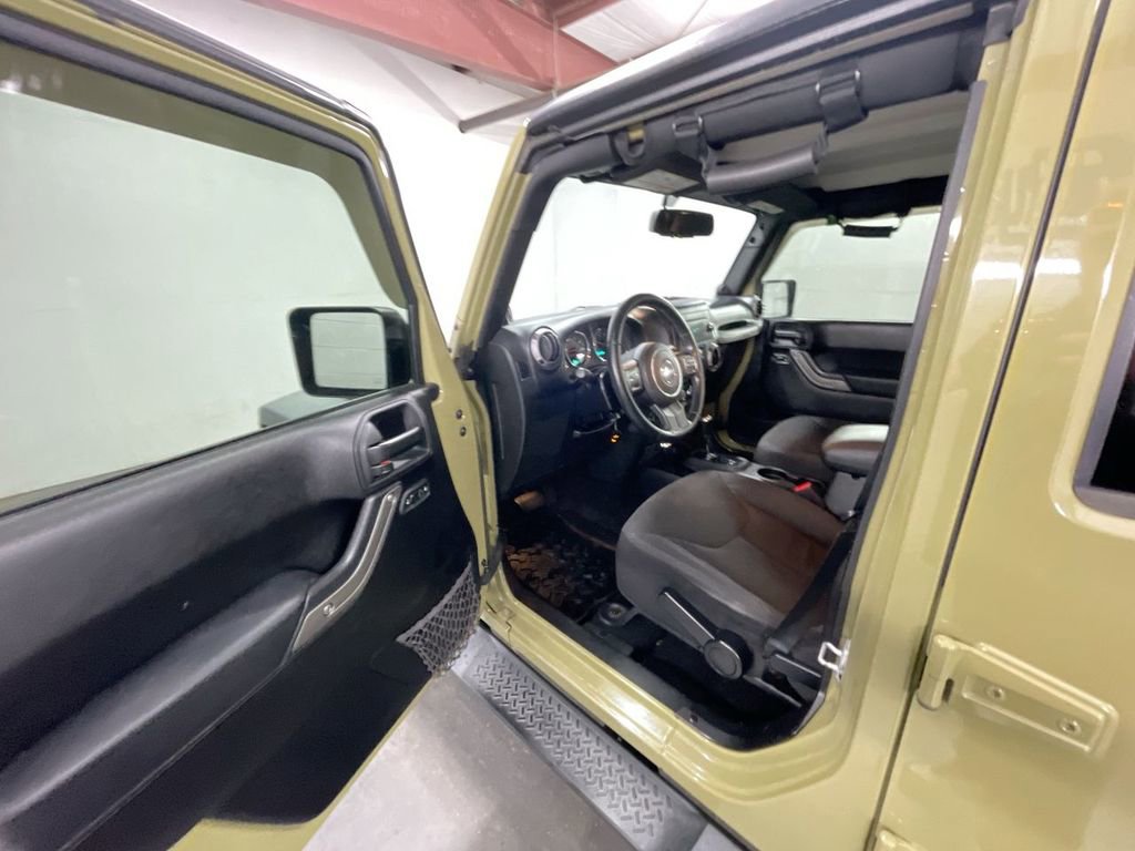 Used 2013 Jeep Wrangler Unlimited Sport image 10