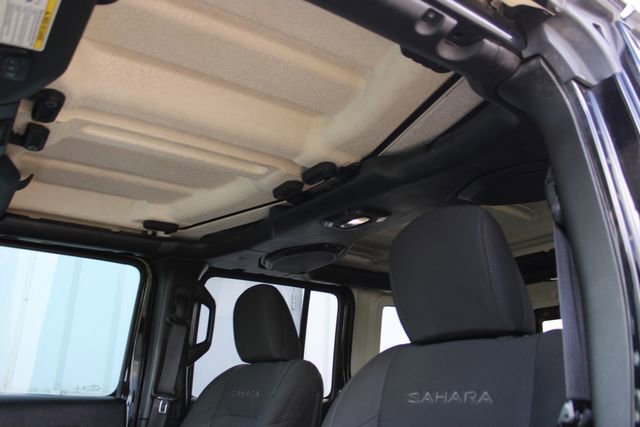 Used 2018 Jeep Wrangler Unlimited Sahara image 18