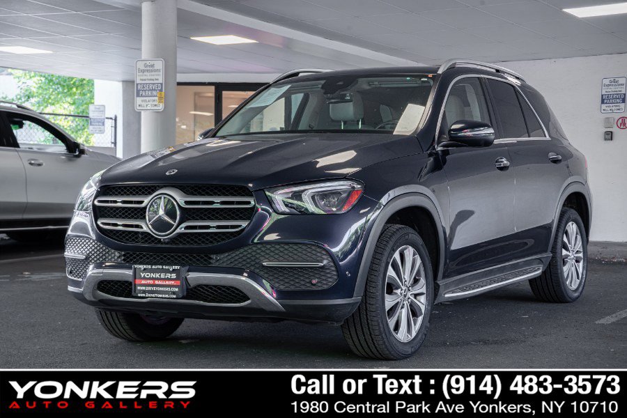 Used 2022 Mercedes-Benz GLE 350 4MATIC w/ Premium Package image 2