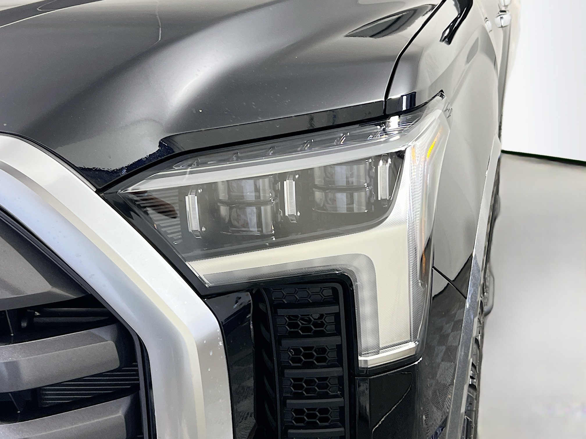 New 2026 Toyota Tundra Limited AWD/4WD image 11