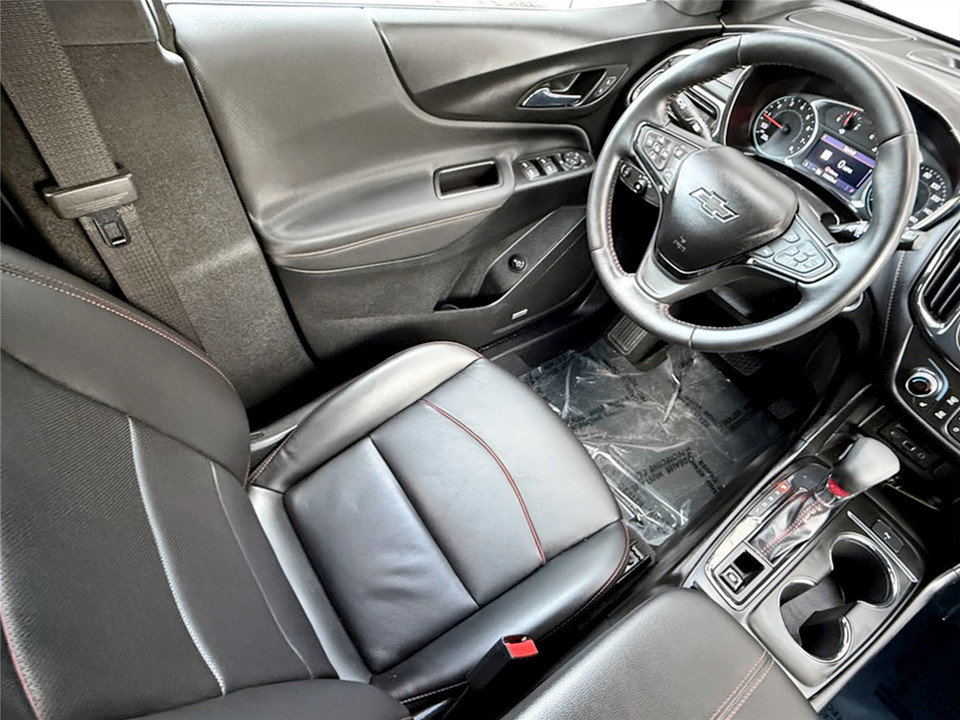 Used 2022 Chevrolet Equinox RS w/ RS Leather Package image 10