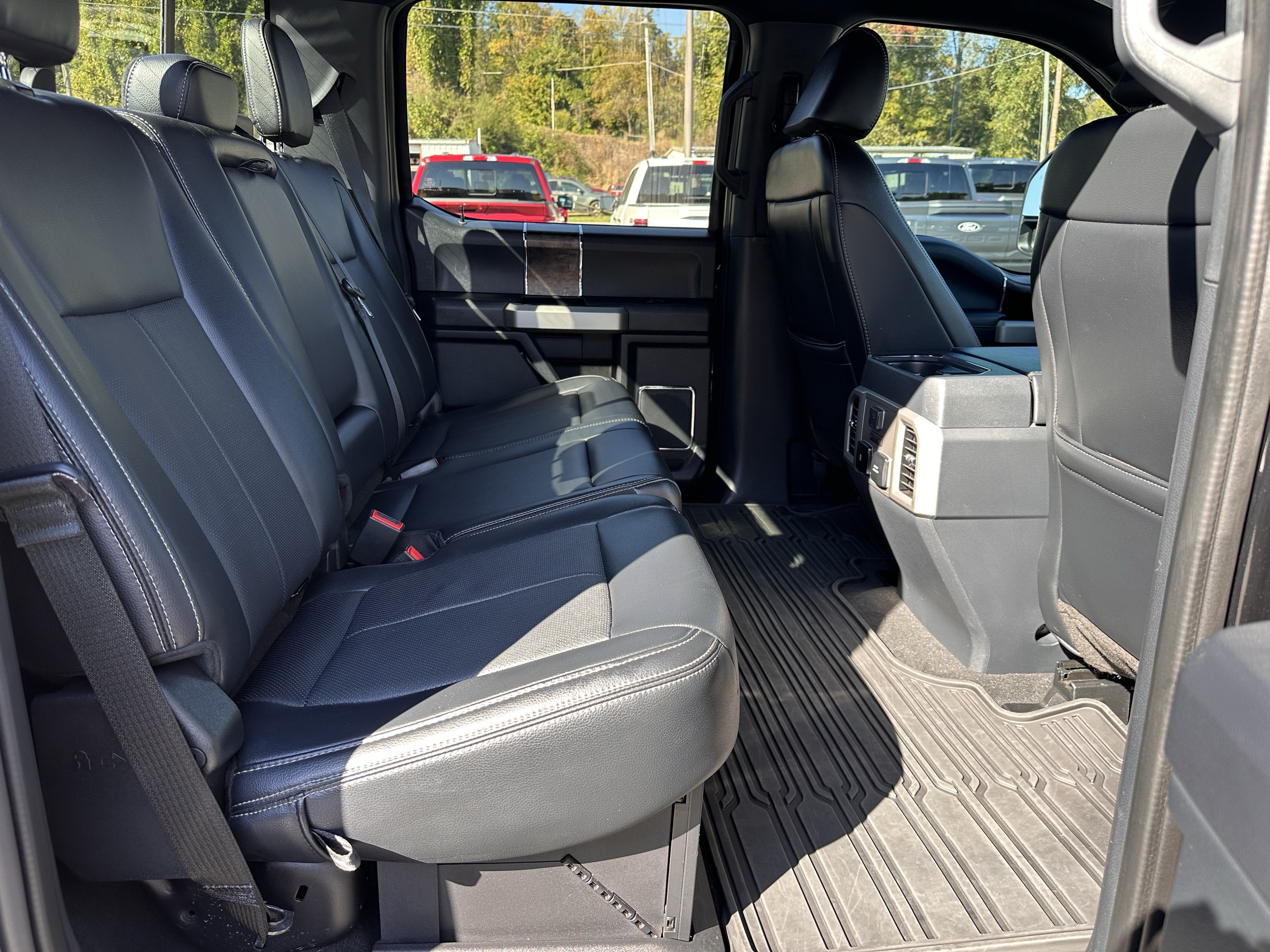 Certified 2022 Ford F350 Lariat w/ Lariat Ultimate Package AWD/4WD image 17