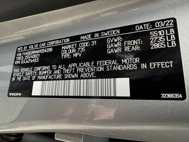 Used 2022 Volvo XC60 B6 R-Design image 30