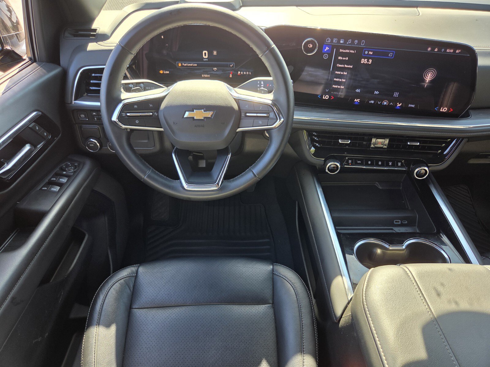 Certified 2026 Chevrolet Suburban LS RWD image 12