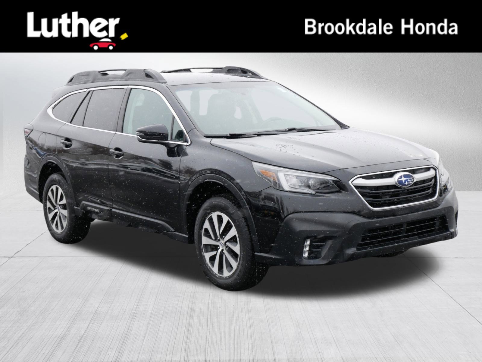 Used 2021 Subaru Outback Premium image 1