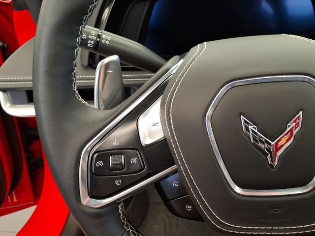 Used 2022 Chevrolet Corvette Stingray Premium Conv w/ Z51 Performance Package RWD image 7
