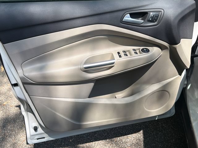 Used 2016 Ford Escape Titanium FWD image 11