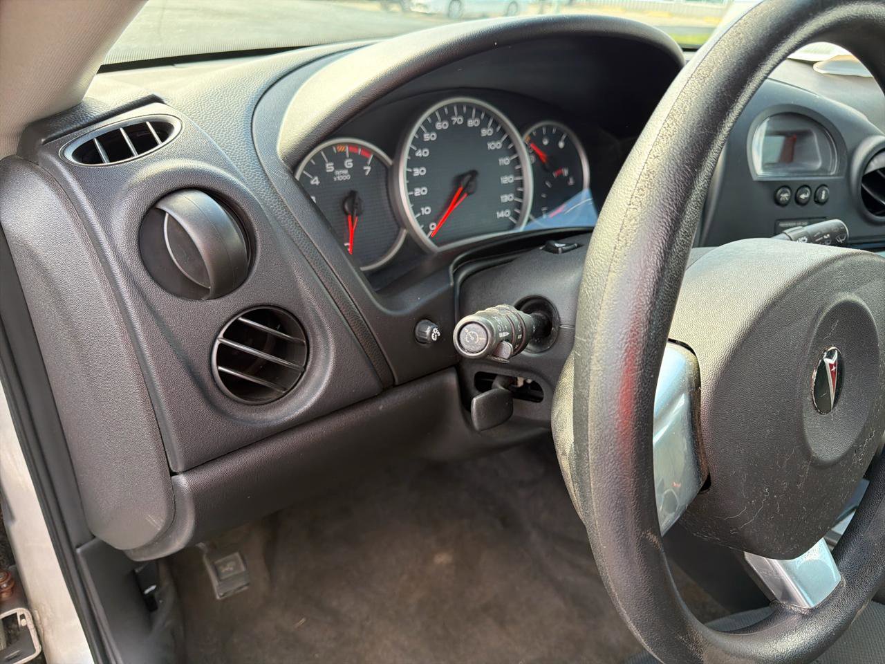 Used 2008 Pontiac Grand Prix FWD image 23