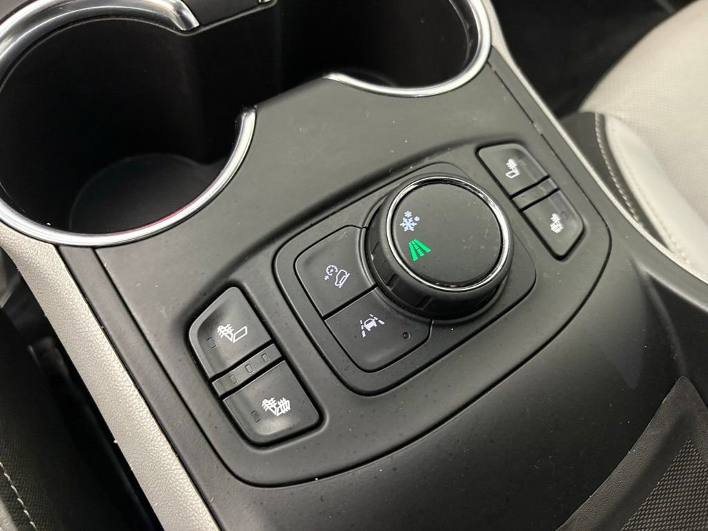 Used 2024 GMC Terrain SLT FWD image 36