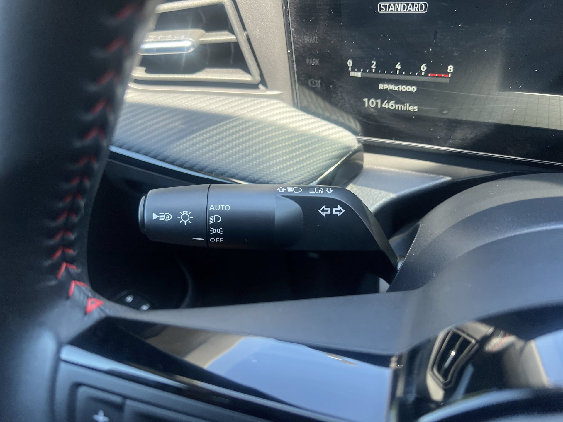 Certified 2025 Nissan Kicks SR FWD image 10