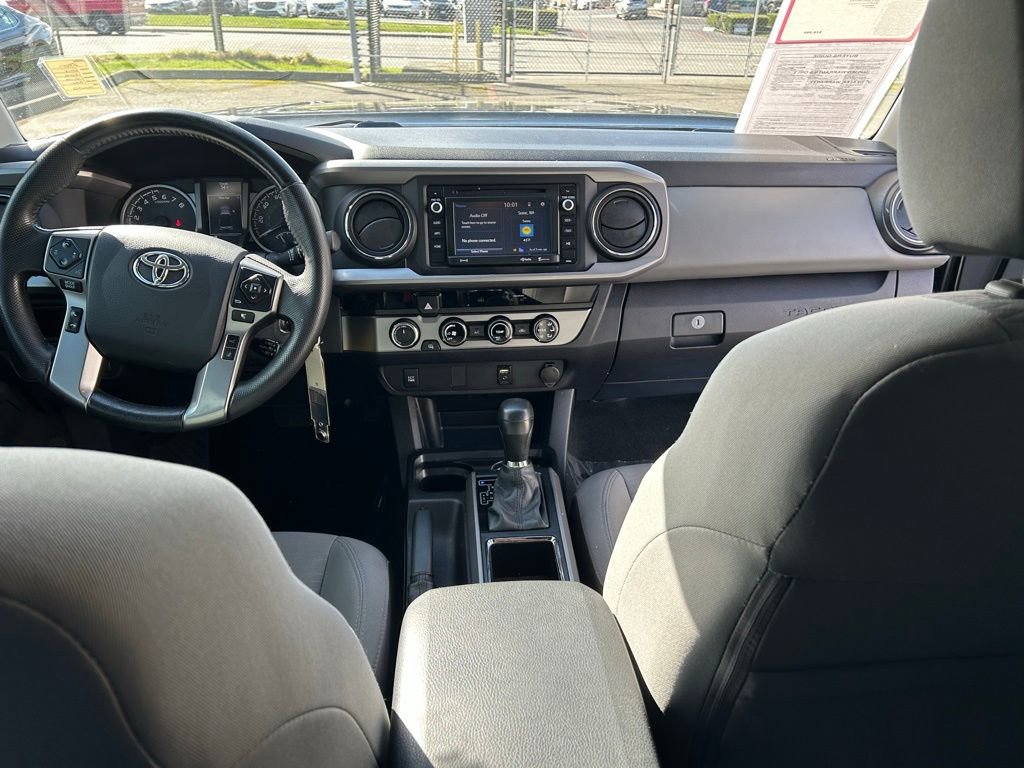 Certified 2018 Toyota Tacoma SR5 w/ SR5 Appearance Package (SM) AWD/4WD image 15