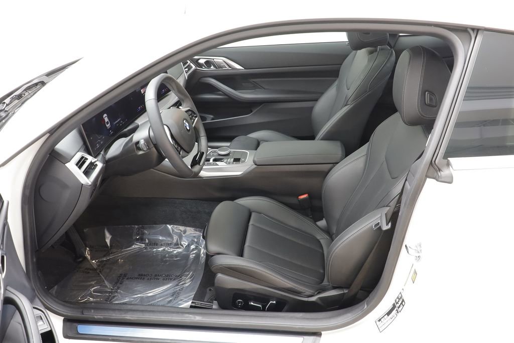 Certified 2025 BMW 430i xDrive Coupe w/ Convenience Package image 6