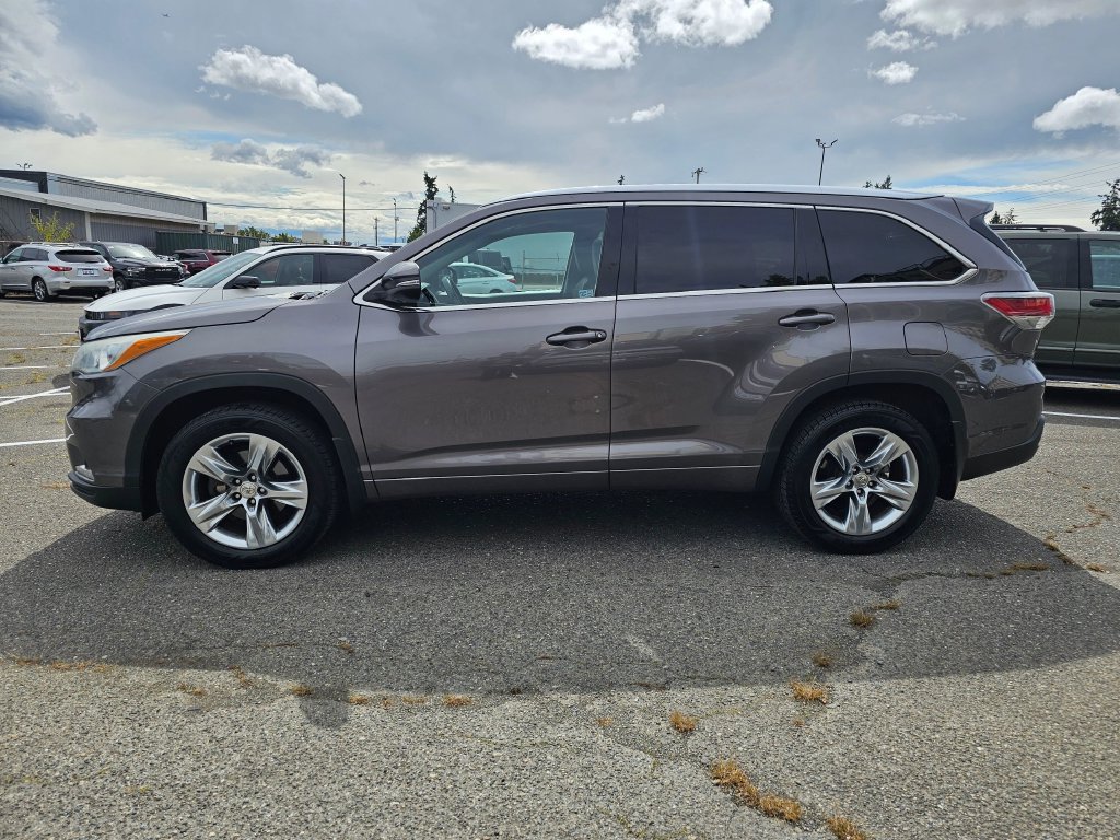 Used 2015 Toyota Highlander Limited Platinum AWD/4WD image 4