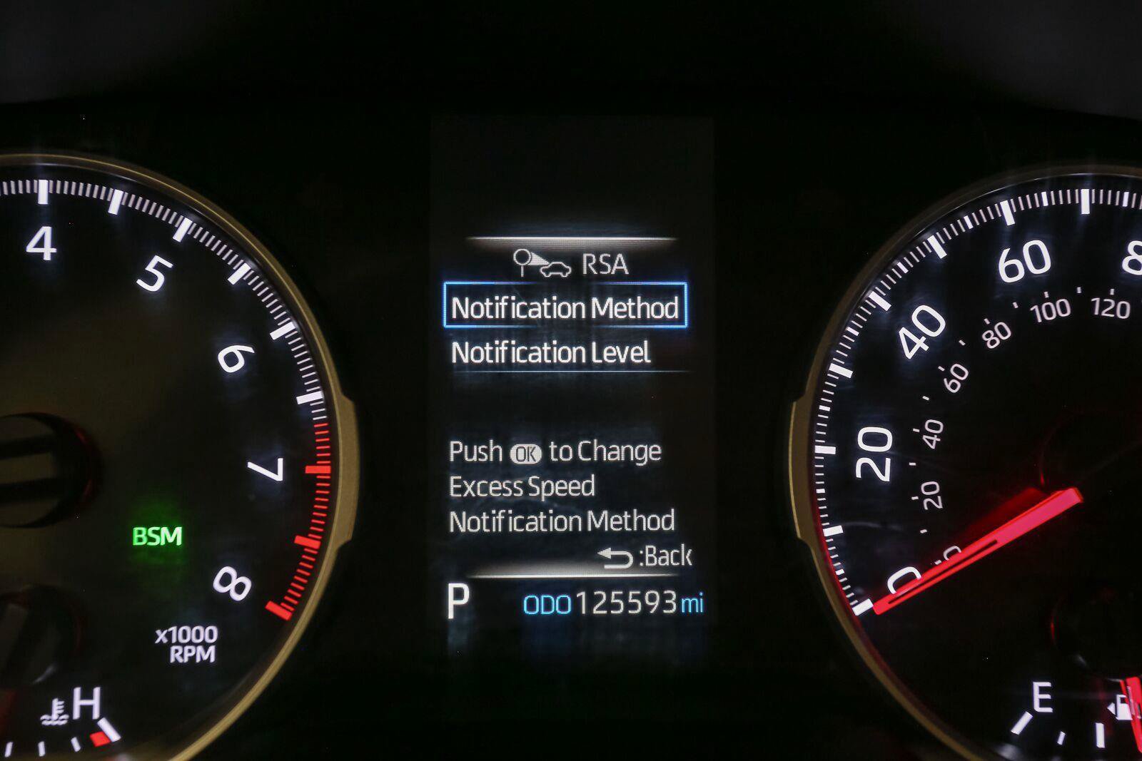 Used 2021 Toyota RAV4 XLE AWD/4WD image 36