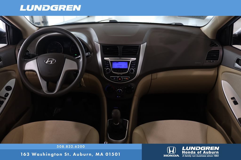 Used 2012 Hyundai Accent GLS w/ Comfort Pkg 2 FWD image 16