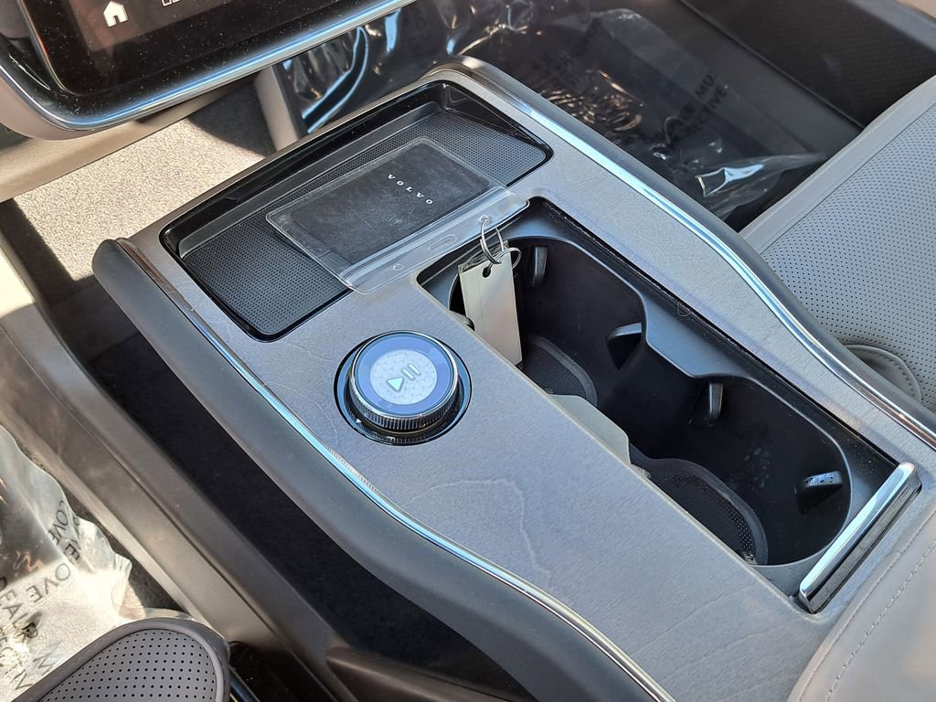 Used 2025 Volvo EX90 Ultra image 14