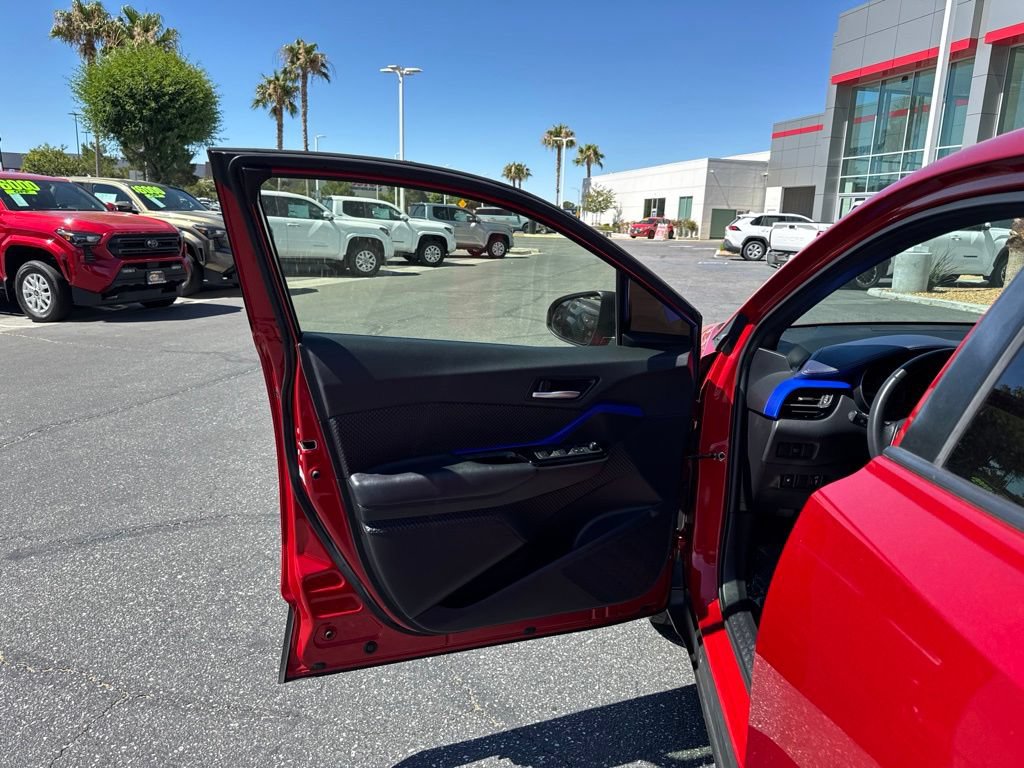 Certified 2020 Toyota C-HR XLE FWD image 12