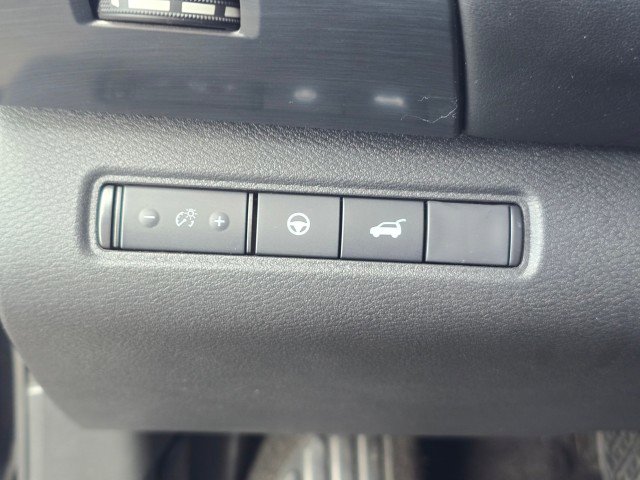 Used 2024 Nissan Pathfinder SL w/ SL Premium Package image 27