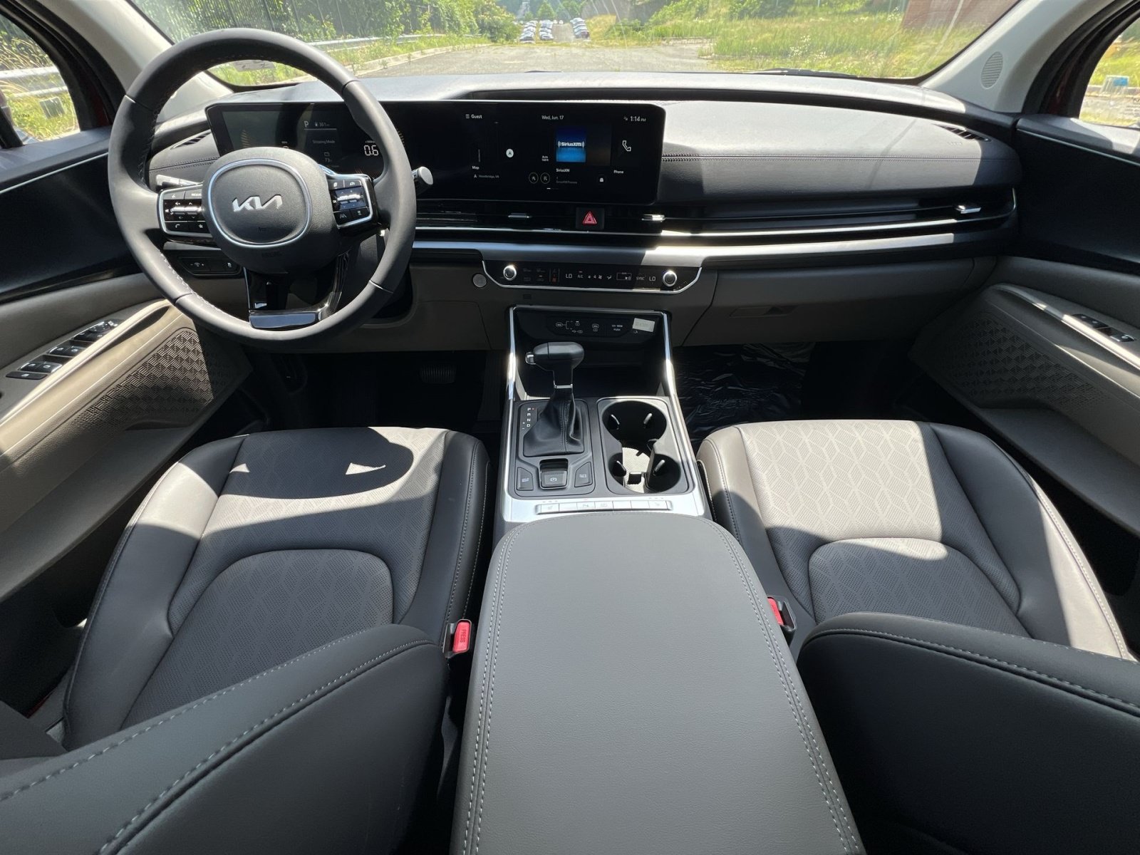 New 2026 Kia Carnival FWD image 31